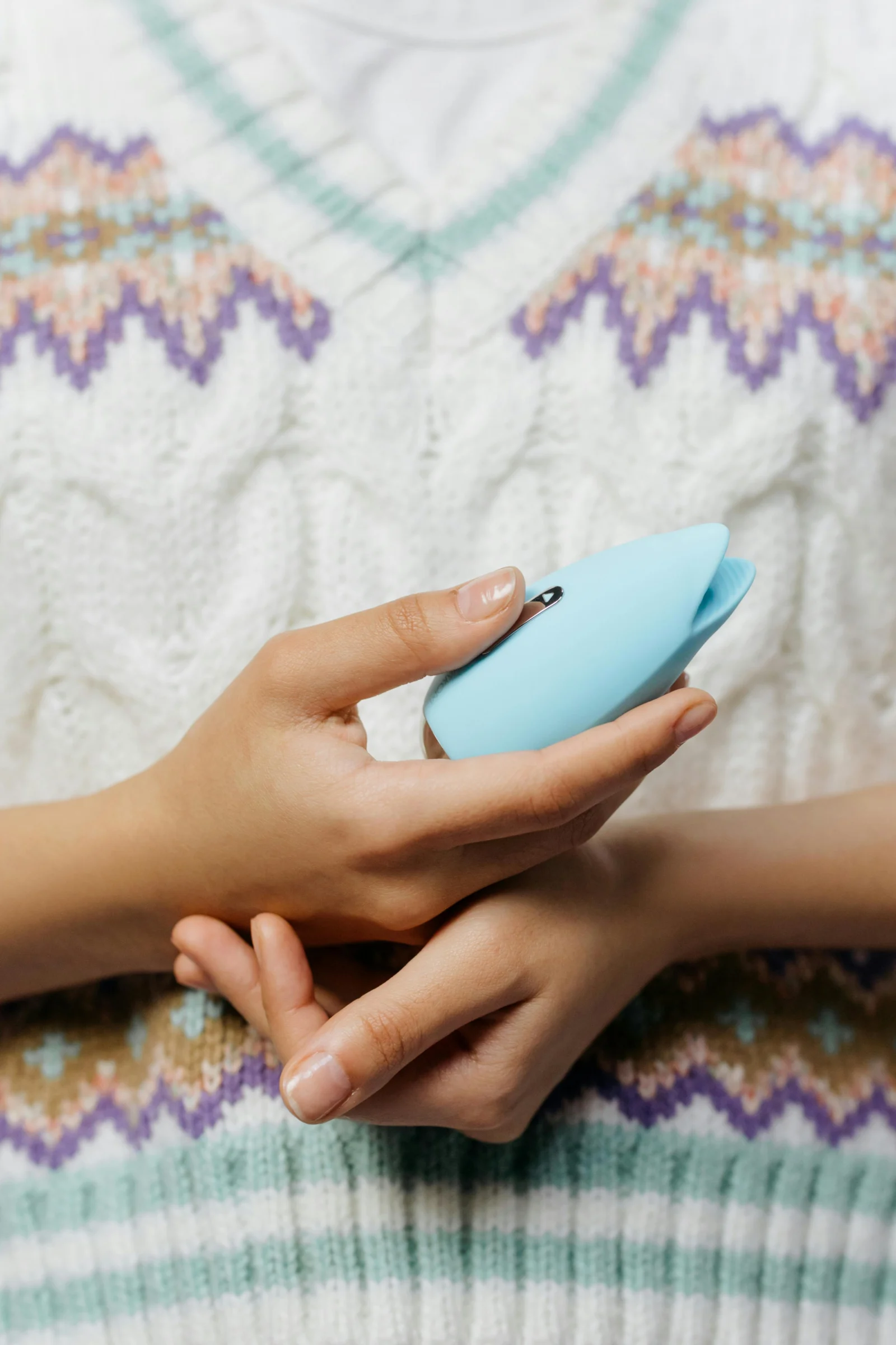 Compact Palm Wand Massager
