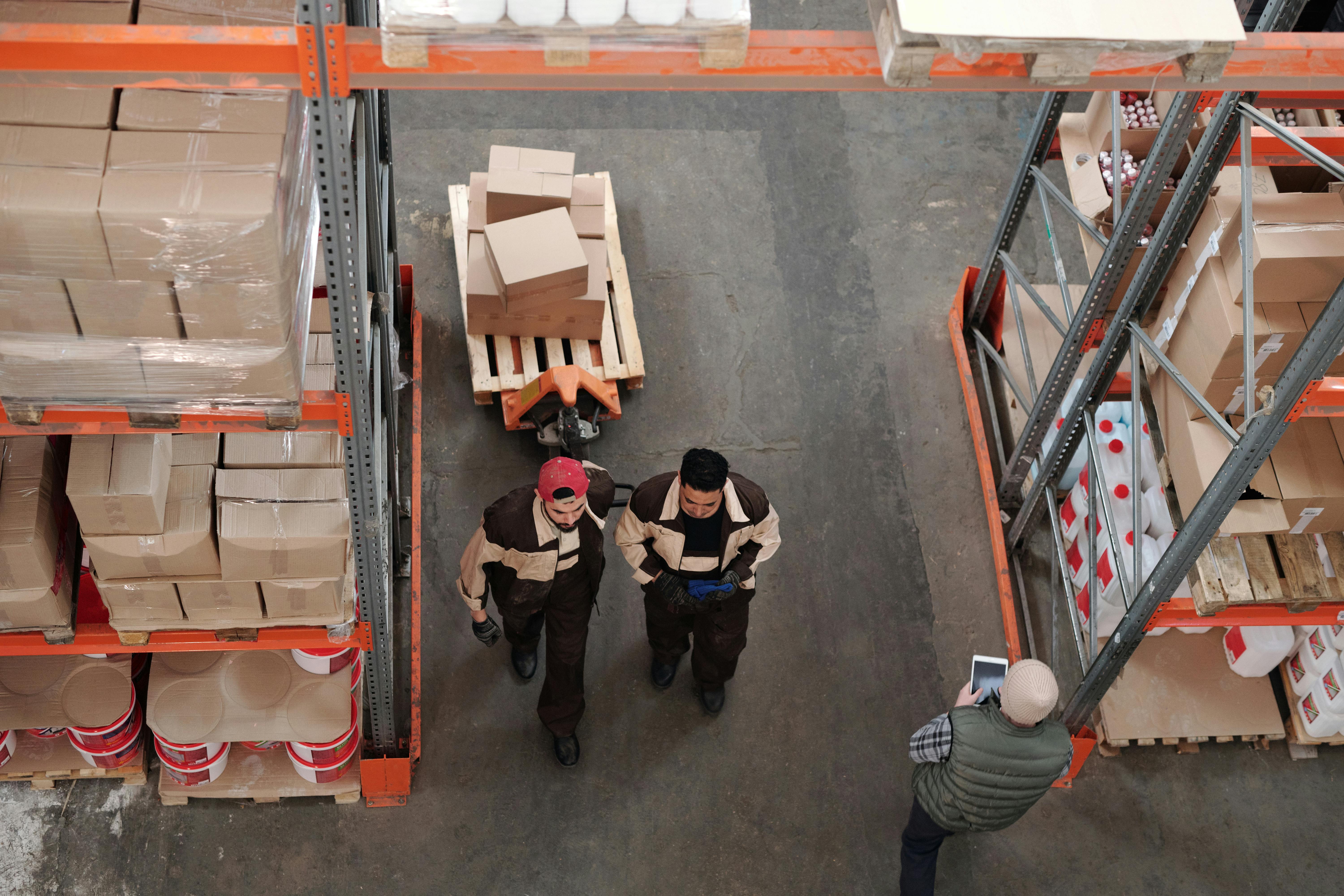 Order packing and dispatch workflow